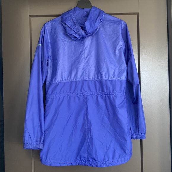Columbia light jacket/windbreaker - Picture 2 of 8
